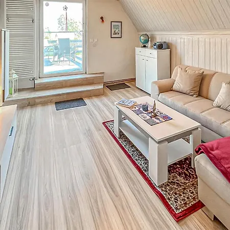 Ferienwohnung Ueckermuende * Neuendorf